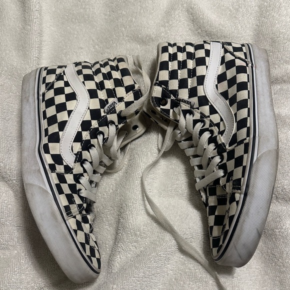 Vans High-Top checkered shoes - Picture 7 of 9